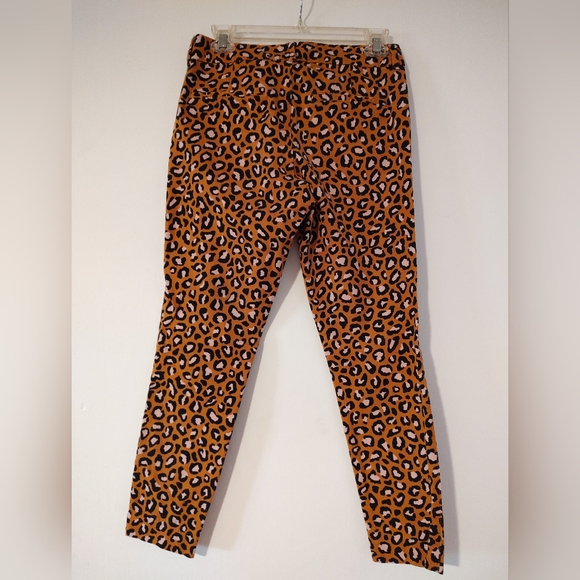 Old Navy women's ankle pixie pants leopard print - Picture 3 of 3